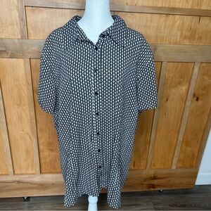 Lane Bryant Black and White Patterned Women’s 22/24 Size | Short Sleeve Buttonup